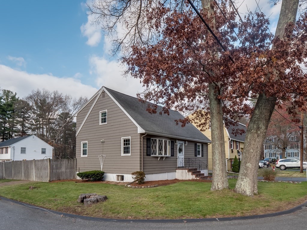10 Edgebaston St, Billerica, MA 01821 MLS 73060746 Coldwell Banker
