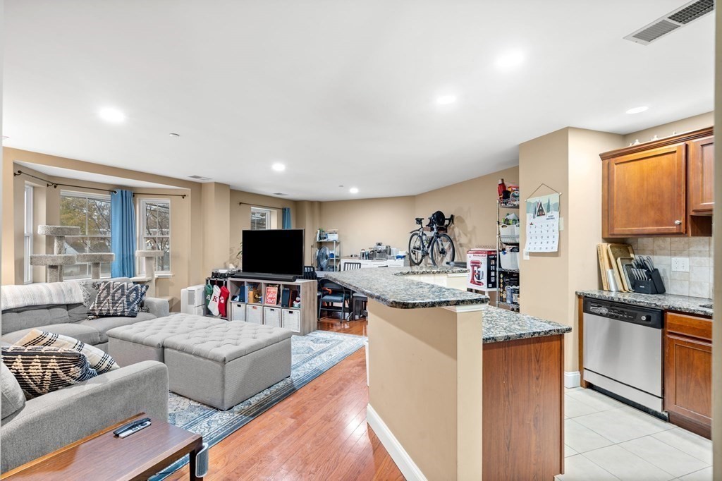 120 Wyllis Ave 101, Everett, MA 02149 MLS 73063906 Coldwell Banker