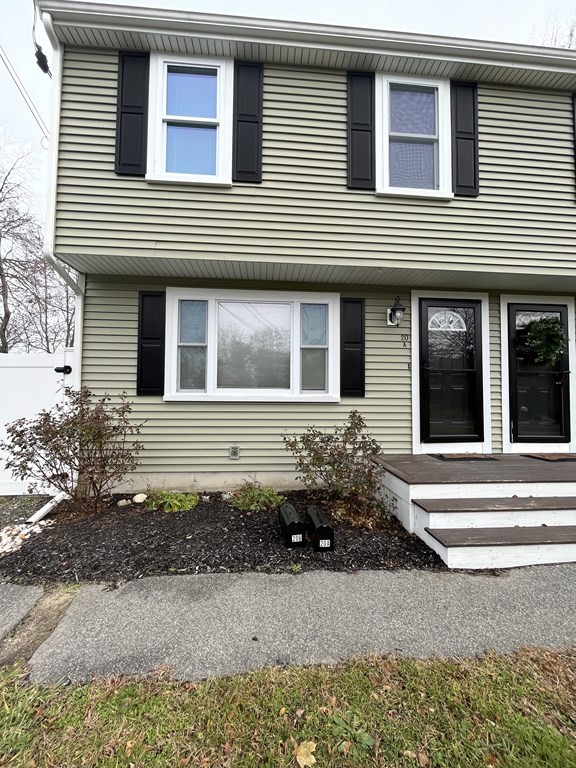 20 Chestnut St 1, East Bridgewater, MA 02333 MLS 73064274 Coldwell