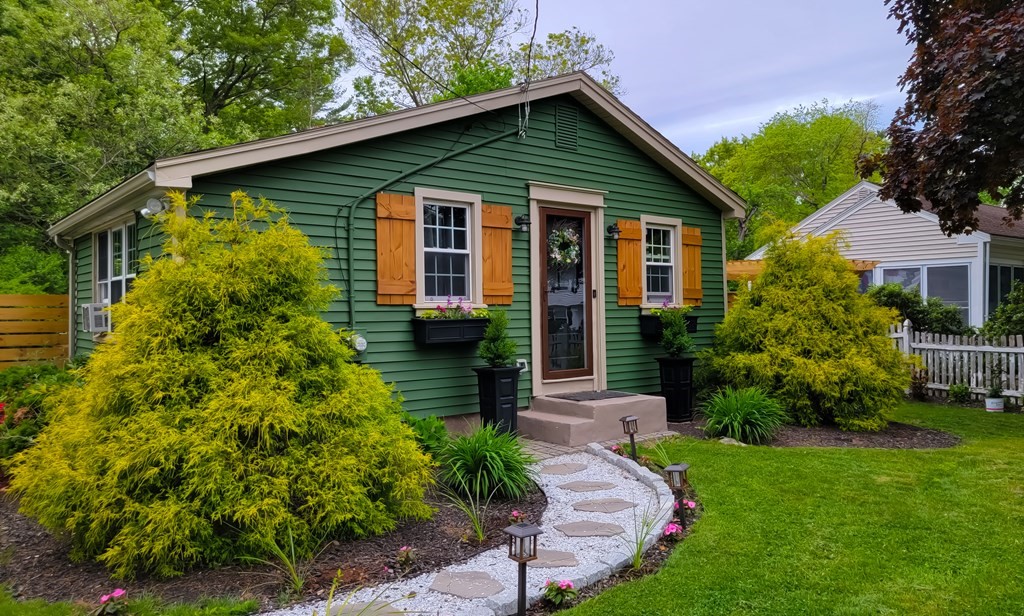 360 Pine St, Holbrook, MA 02343 MLS 73065933 Coldwell Banker