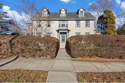 229 Hawthorn St, New Bedford, MA 02740 - Photo 1