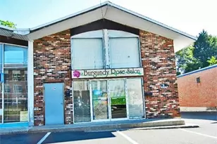 21 Locust St, Northampton, MA 01060 - Photo 1