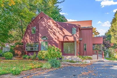 33 Morrison Ave, Stoneham, MA 02180 - Photo 1