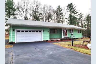 4 Roosevelt Ave, Middleborough, MA 02346 - Photo 1