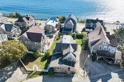 13 Fairmount Ave, Falmouth, MA 02540 - Photo 1