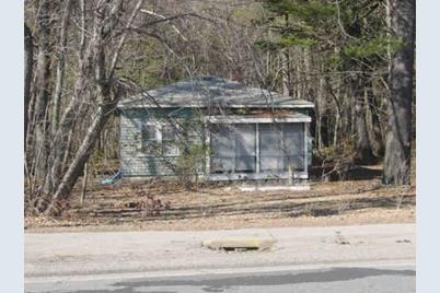 427 S Main St, Sharon, MA 02067 - Photo 1