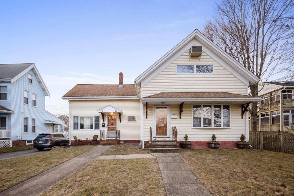 25 Warren St, Stoneham, MA 02180 MLS 73071198 Coldwell Banker