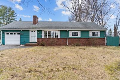 135 Draper Ave, North Attleboro, MA 02760 - Photo 1