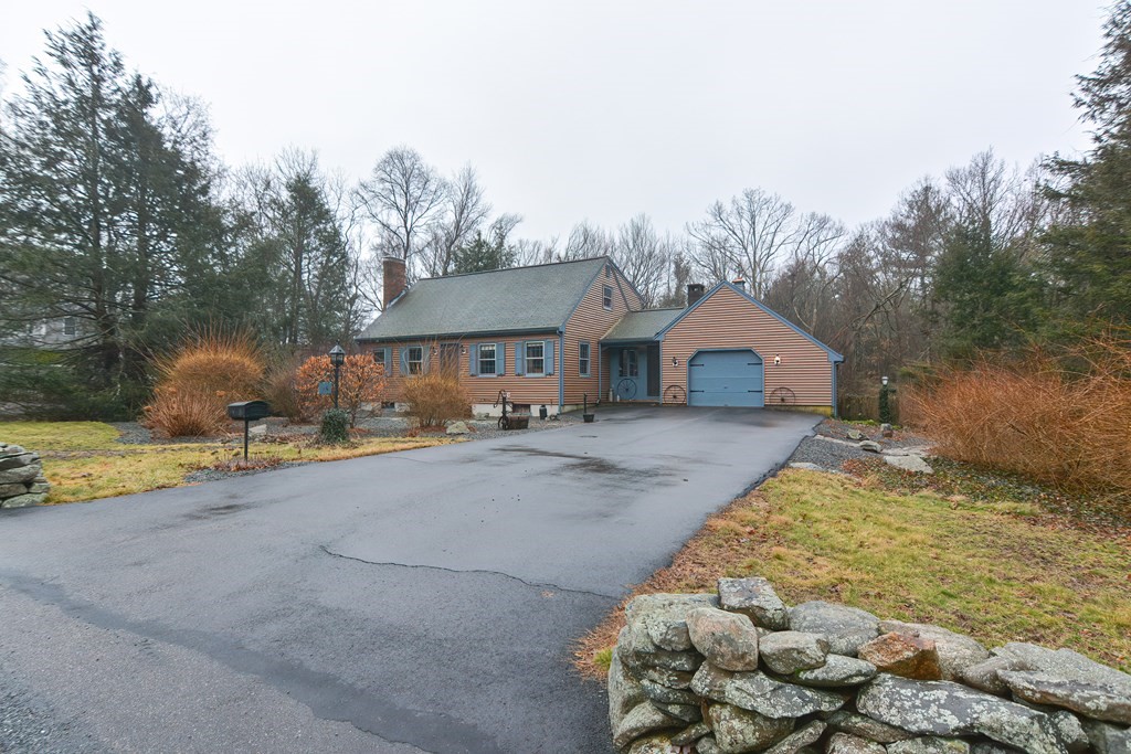 15 Villa Dr, Foxboro, MA 02035 MLS 73072282 Coldwell Banker