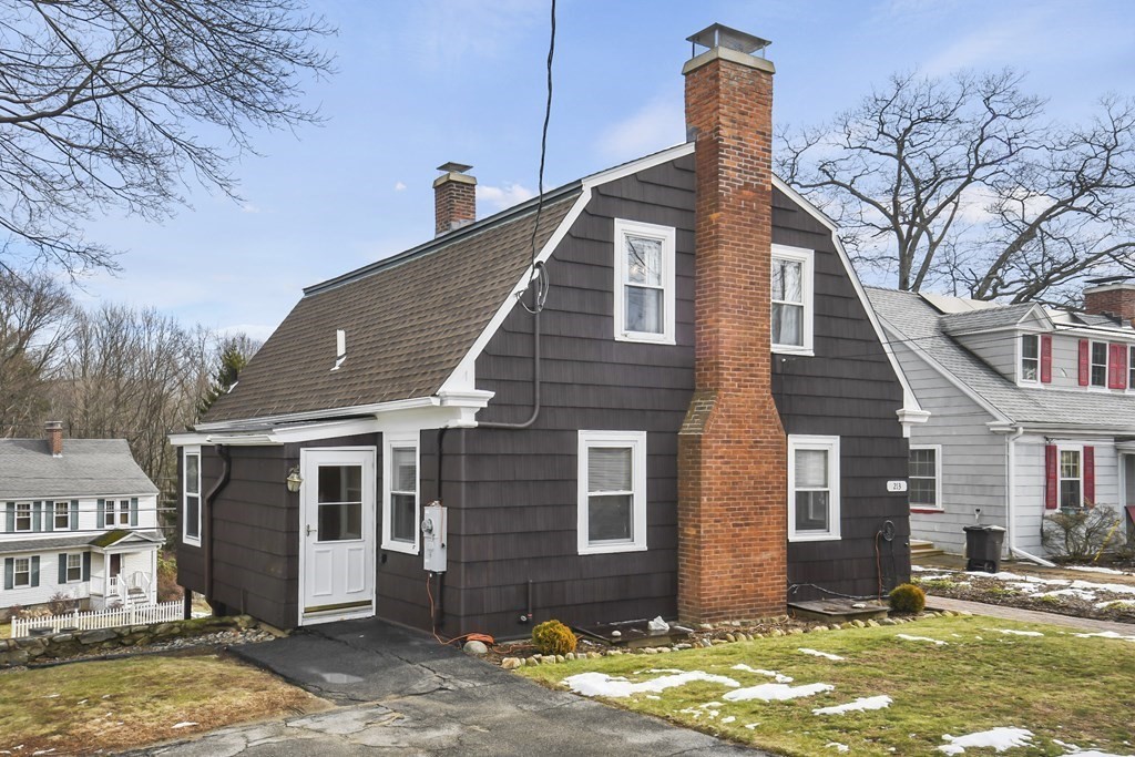 213 Woodland Ave, Gardner, MA 01440 MLS 73072385 Coldwell Banker