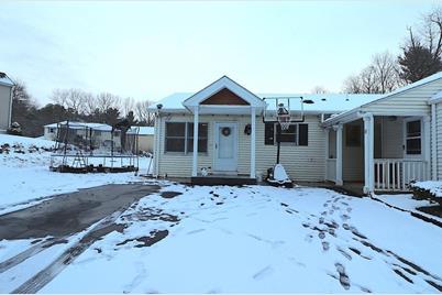 37 Norfolk St #B, Canton, MA 02021 - Photo 1