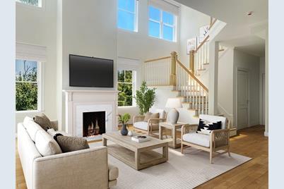 7 East Dexter Avenue #7, Woburn, MA 01801 - Photo 1