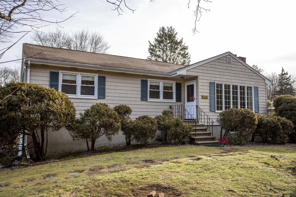 211 Haverhill St, North Reading, MA 01864 MLS 73074635 Coldwell Banker