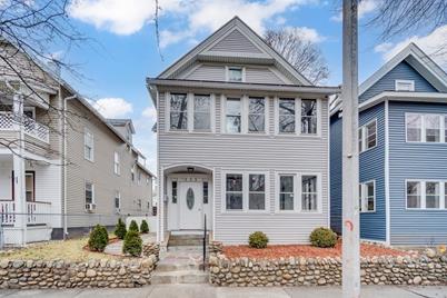 123-125 Beech St, Holyoke, MA 01040 - Photo 1