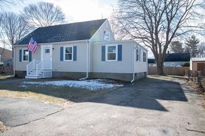3 Concord Ter, Beverly, MA 01915 - Photo 1