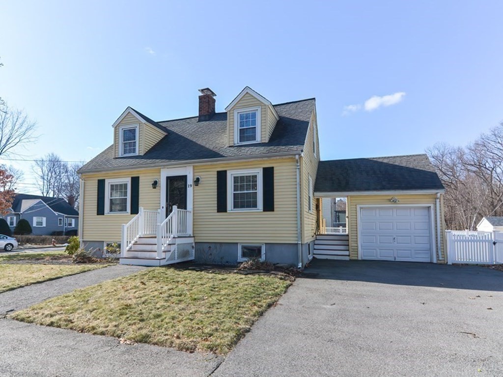 19 Crosby Rd, Wakefield, MA 01880 MLS 73075886 Coldwell Banker