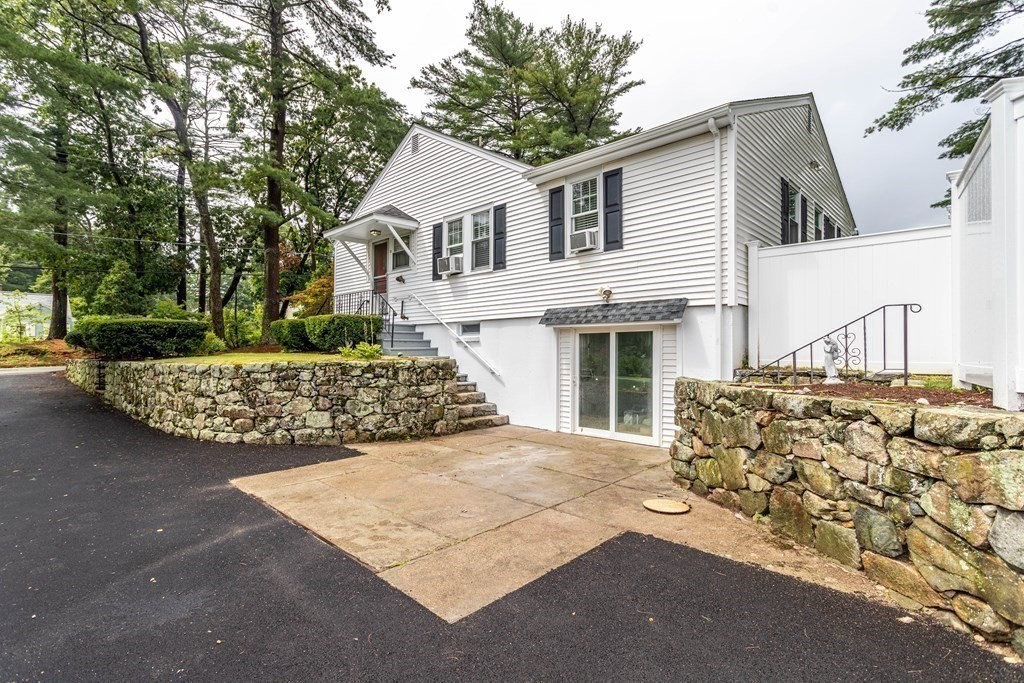 50 Spring St, Medfield, MA 02052 MLS 73077708 Coldwell Banker