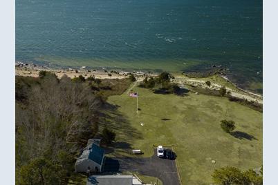 21 Elizabeth Ln, Wareham, MA 02571 - Photo 1