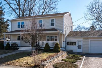 86 Hancock St, Dartmouth, MA 02747 - Photo 1