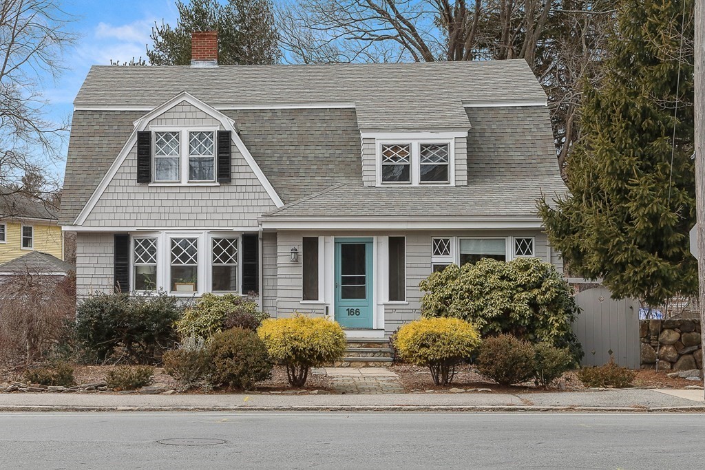 166 Essex St, Beverly, MA 01915 MLS 73079000 Coldwell Banker