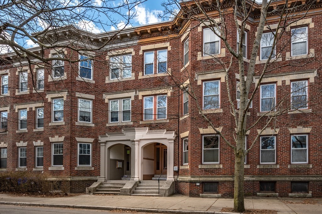 166 Thorndike St 1, Brookline, MA 02446 MLS 73079118 Coldwell Banker