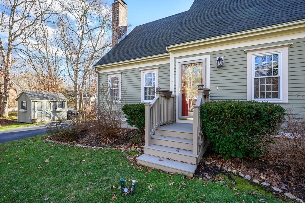 7 Bedford Pl, Sandwich, MA 02644 MLS 73079450 Coldwell Banker