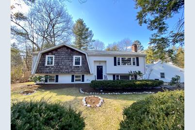 39 Baker Street, Walpole, MA 02081 - Photo 1