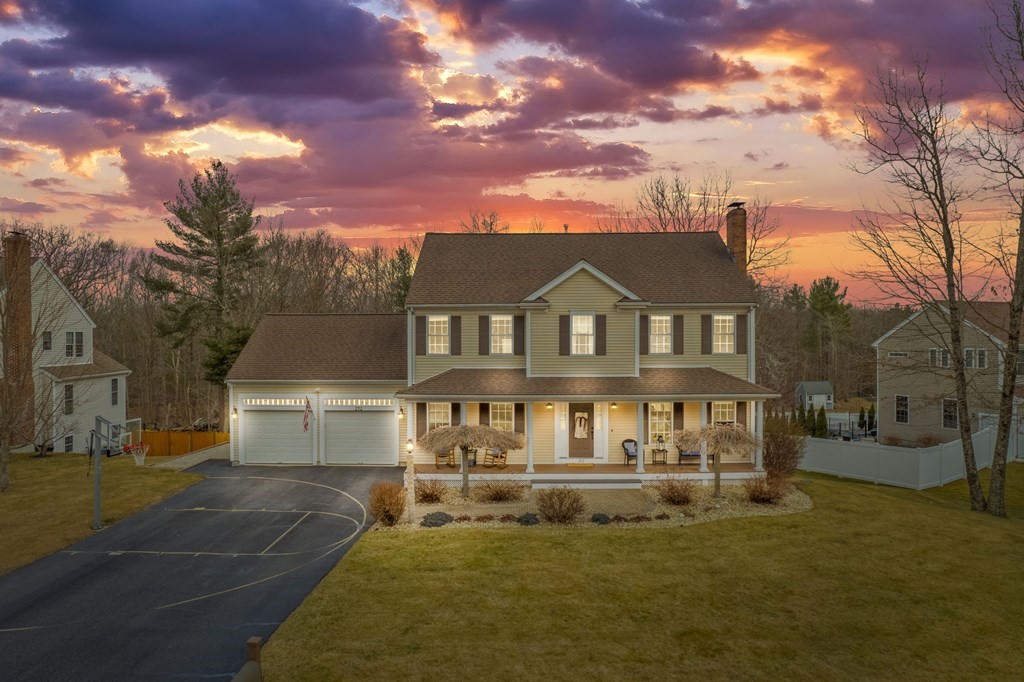 292 Whippoorwill Dr, Raynham, MA 02767 MLS 73080525 Coldwell Banker