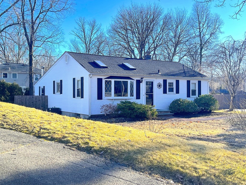 32 Edmund Corrigan Rd, North Attleboro, MA 02760 MLS 73081804