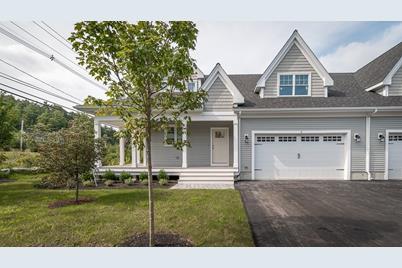 2 Dow Brook Circle #33, Ipswich, MA 01938 - Photo 1