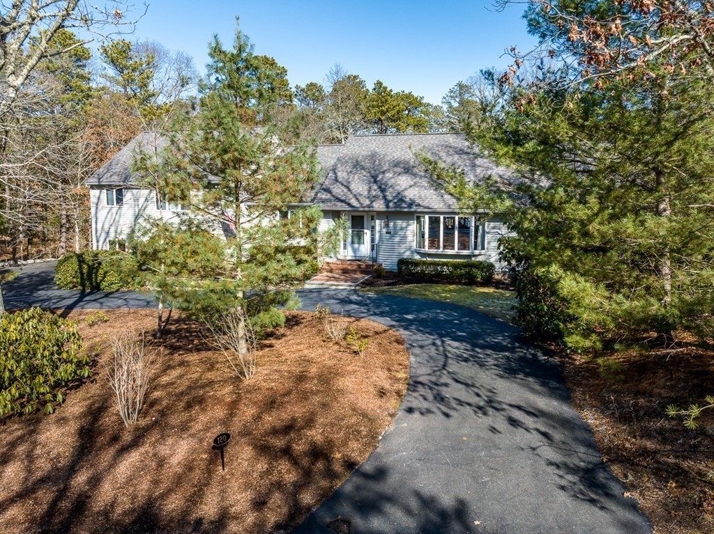 120 Cotuit Bay Dr, Barnstable, MA 02635 MLS 73082252 Coldwell Banker