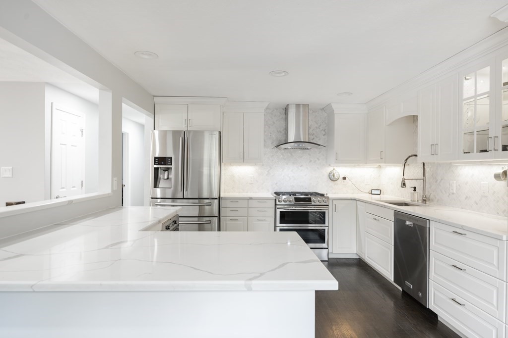 94 Locust St, Burlington, MA 01803 MLS 73082478 Coldwell Banker