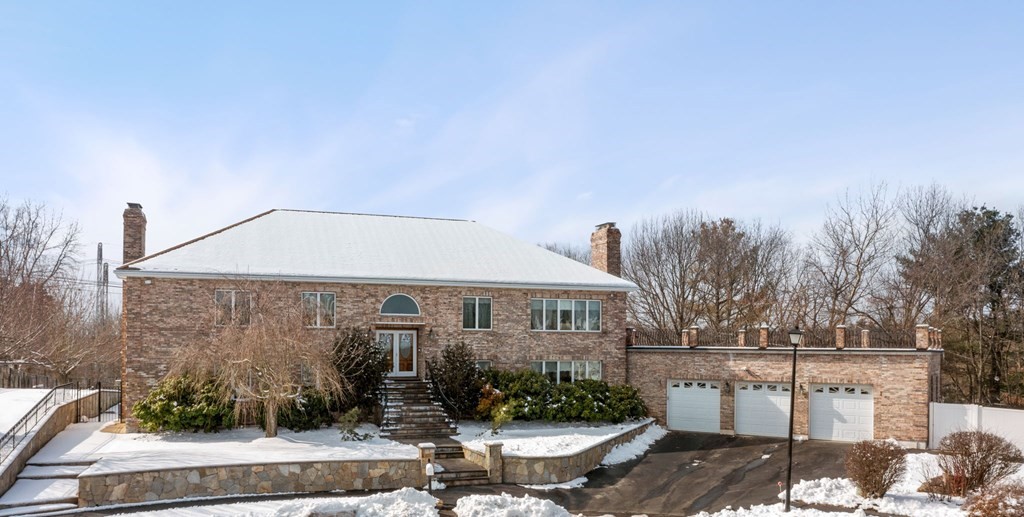 88 Juniper Dr, Saugus, MA 01906 MLS 73083084 Coldwell Banker