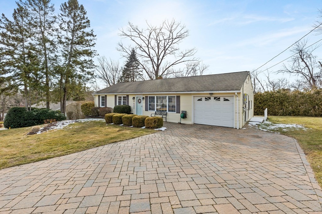 73 Redin Dr, East Longmeadow, MA 01028 MLS 73083512 Coldwell Banker