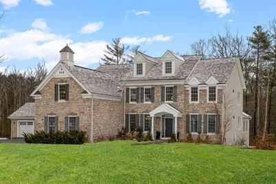 11 Curtis Farm Rd, Norwell, MA 02061 - Photo 1