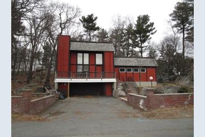 170 Moulton Drive, Lynnfield, MA 01940 - Photo 1