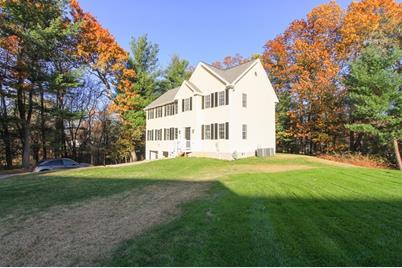 18 Berry Road #18, Lowell, MA 01854 - Photo 1