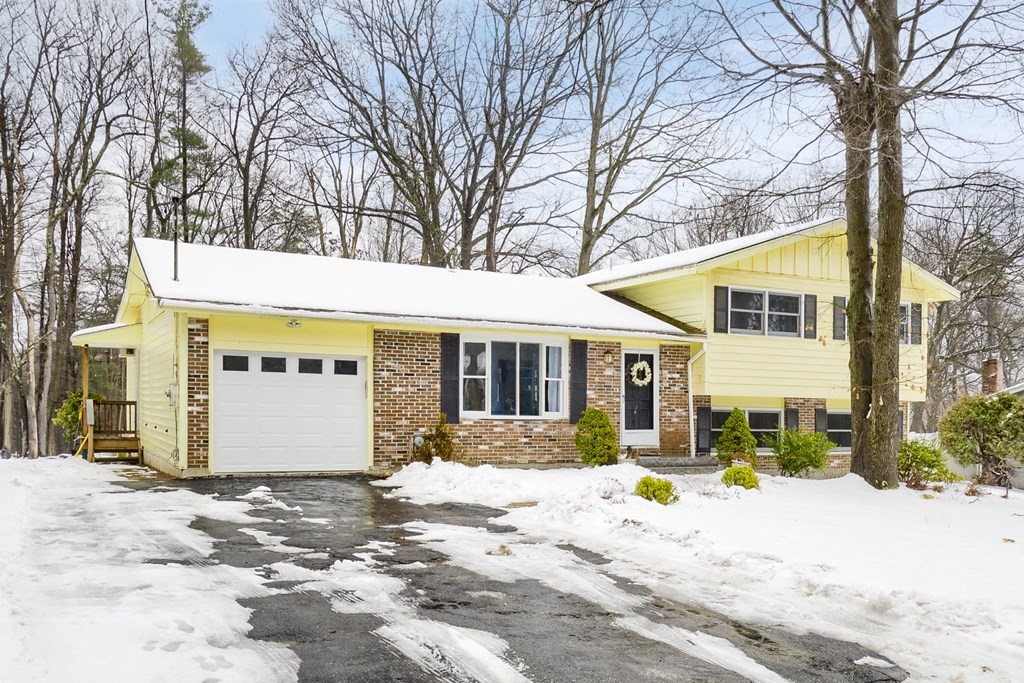 41 Bainbridge St, Leominster, MA 01453 MLS 73085502 Coldwell Banker