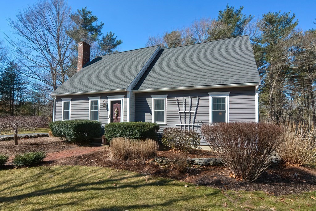 135 Cranberry Dr, Halifax, MA 02338 MLS 73086896 Coldwell Banker