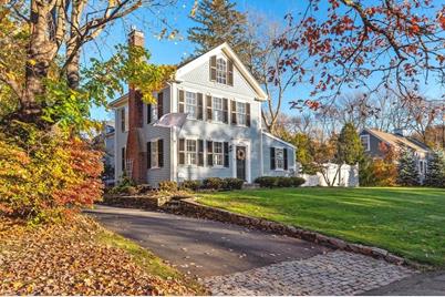 532 Main St, Hingham, MA 02043 - Photo 1