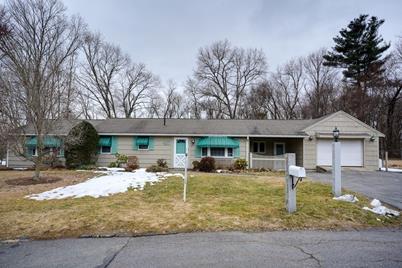 40 Elizabeth Rd, Billerica, MA 01821 - Photo 1