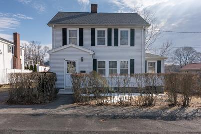 2 June Rd, Stoneham, MA 02180 - Photo 1