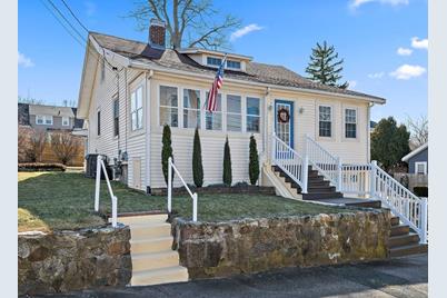 48 Crawford Rd, Braintree, MA 02184 - Photo 1