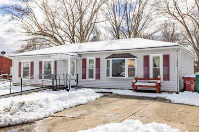 44 Lisa Ln, Lowell, MA 01854 - Photo 1