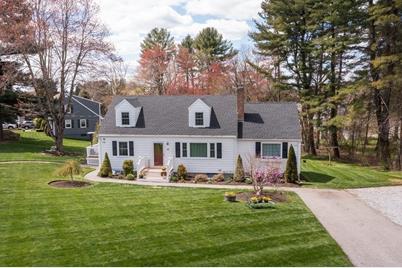 10 Hemlock Rd, North Reading, MA 01864 - Photo 1