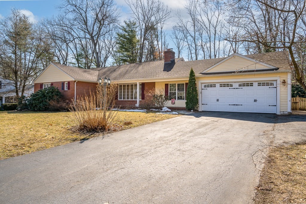 6 S Colonial Rd, Wilbraham, MA 01095 MLS 73090271 Coldwell Banker