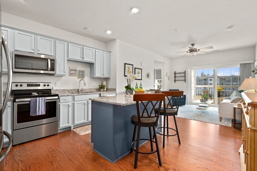 200 Martins Lndg 305, North Reading, MA 01864 MLS 73090587