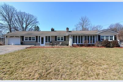 40 Center St, Bellingham, MA 02019 - Photo 1