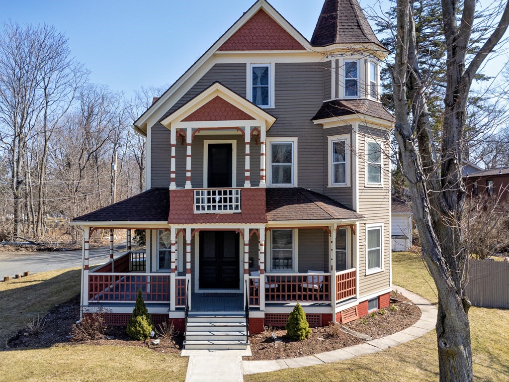 696 Elm St, West Springfield, MA 01089 MLS 73091022 Coldwell Banker