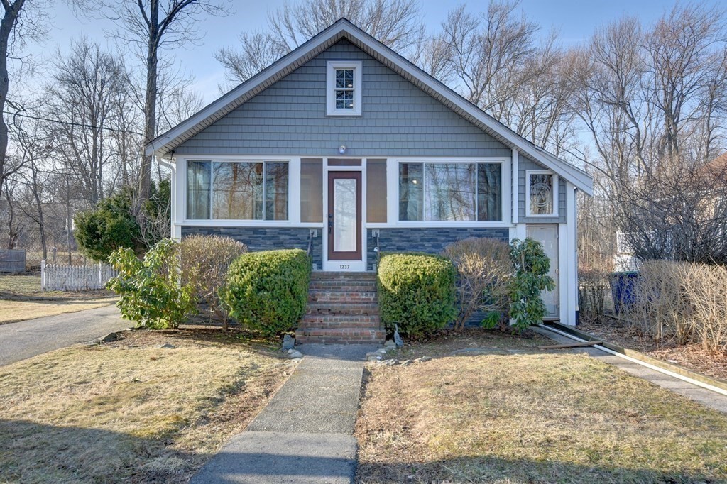 1237 Washington St, Braintree, MA 02184 MLS 73091211 Coldwell Banker